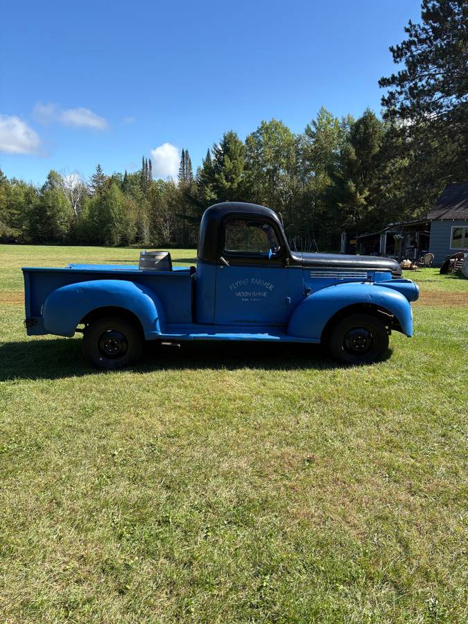 Chevrolet-pickup-1946-blue-1
