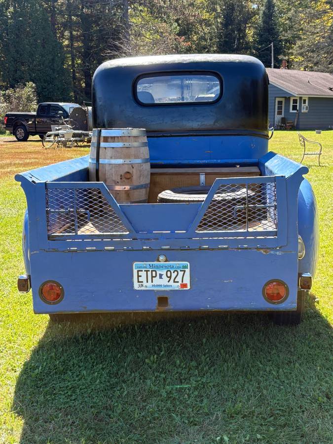 Chevrolet-pickup-1946-blue-3