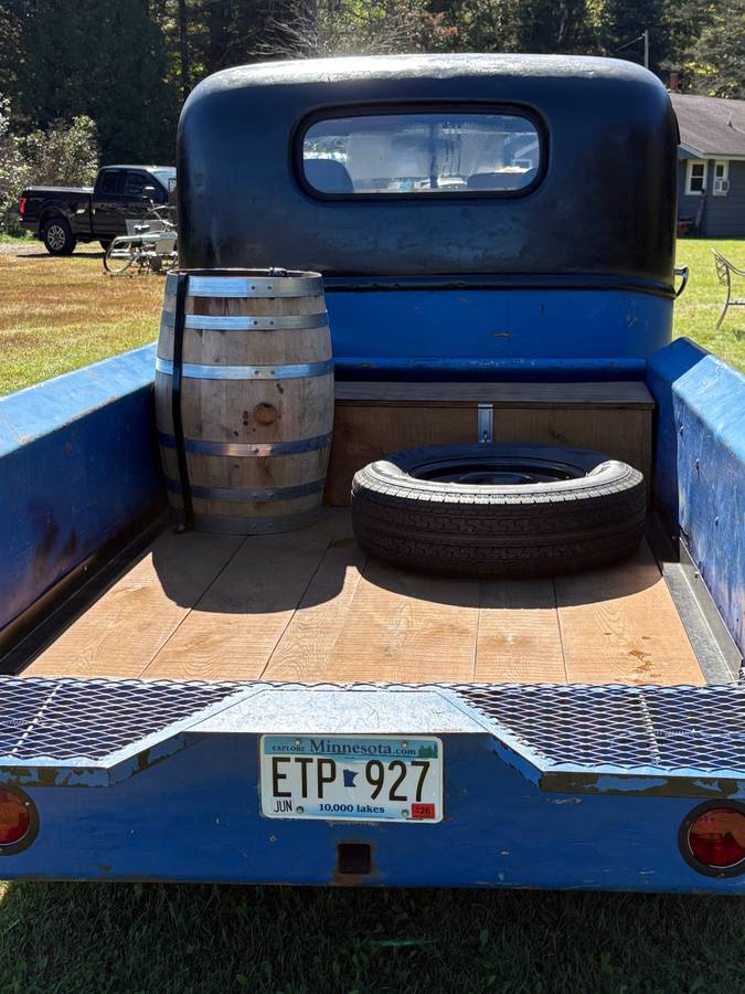 Chevrolet-pickup-1946-blue-4