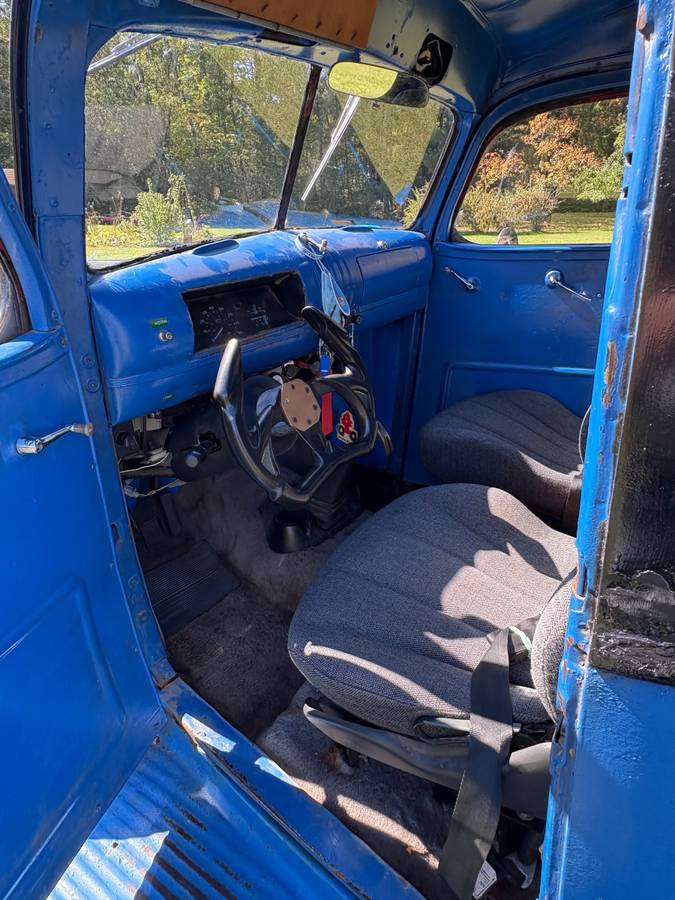 Chevrolet-pickup-1946-blue-6