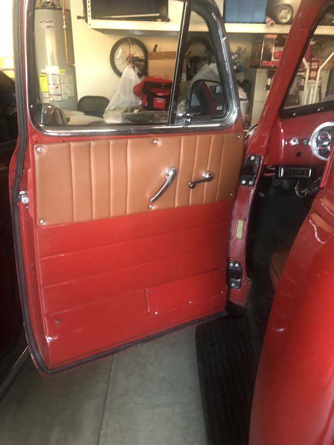 Chevrolet-pickup-1951-red-8