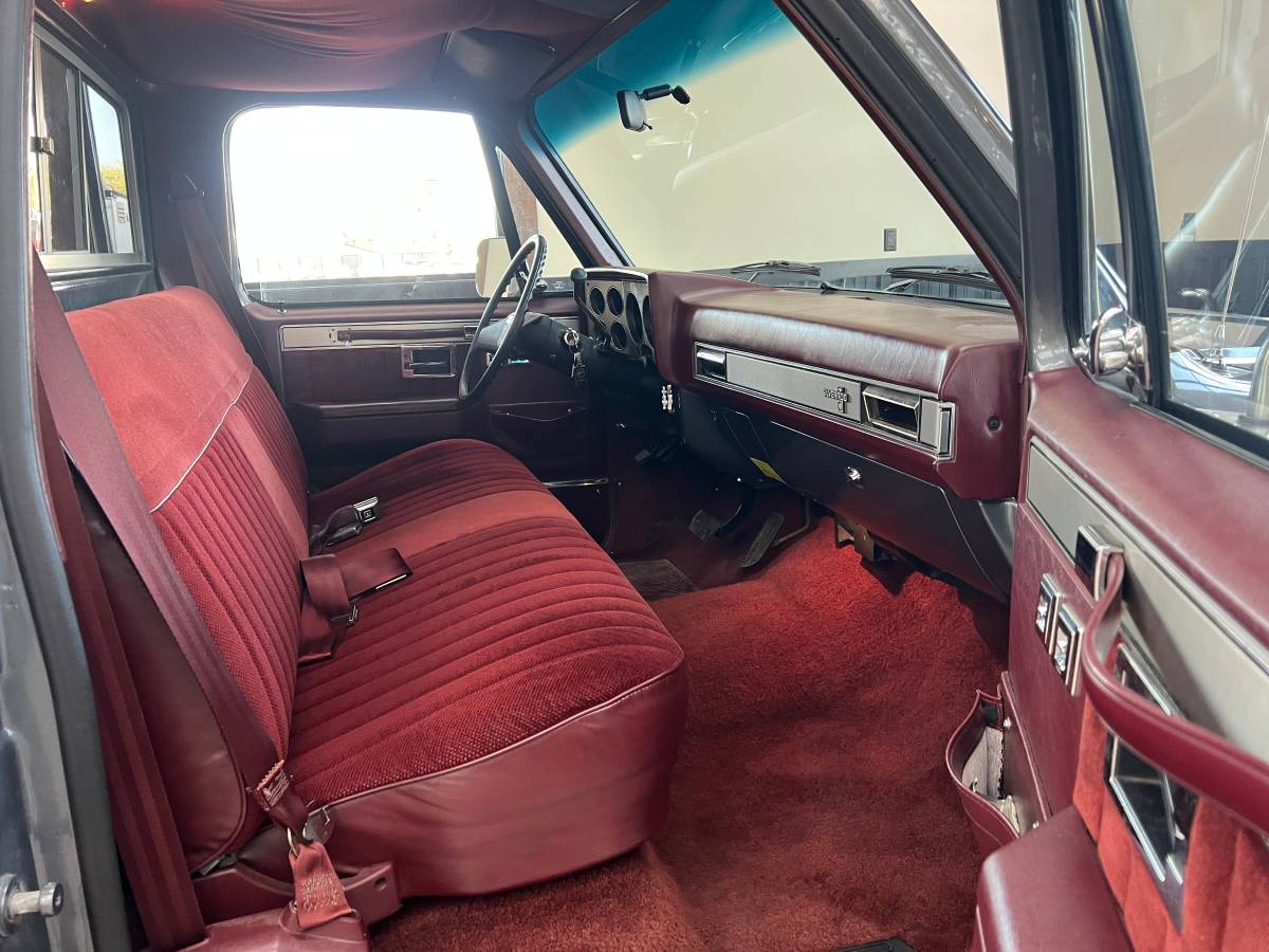 Chevrolet-r-conventional-12-ton-nominal-1987-red-12