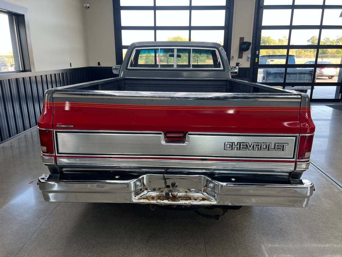 Chevrolet-r-conventional-12-ton-nominal-1987-red-16