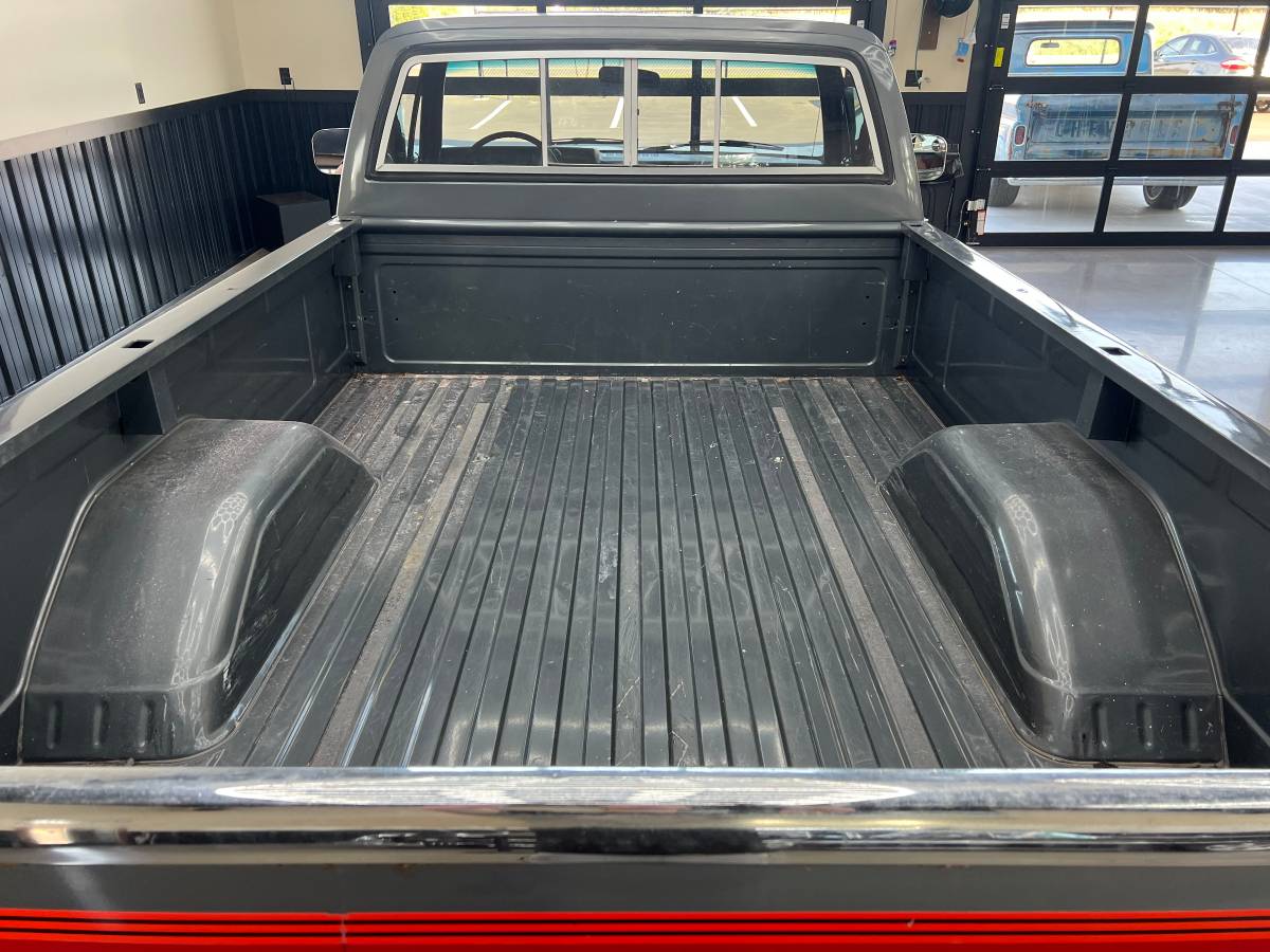 Chevrolet-r-conventional-12-ton-nominal-1987-red-6