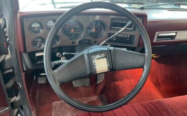 Chevrolet-r-conventional-12-ton-nominal-1987-red-9