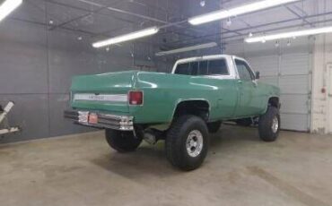 Chevrolet-rv-20-series-1987-green-26