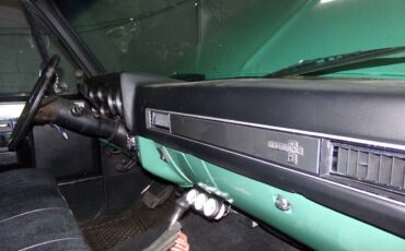 Chevrolet-rv-20-series-1987-green-34