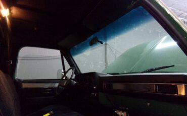 Chevrolet-rv-20-series-1987-green-36