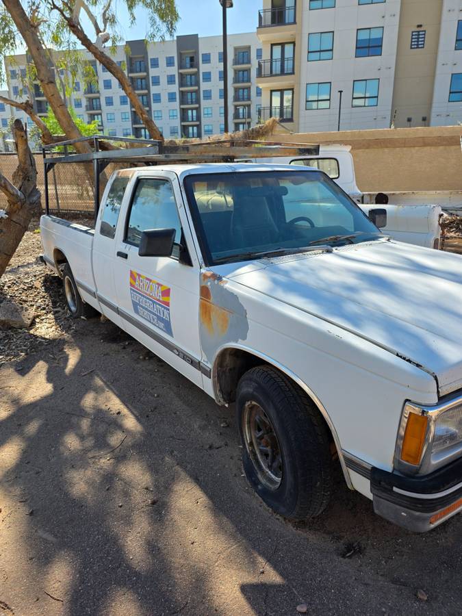 Chevrolet-s-10-pickup-12-ton-nominal-1991-white-2