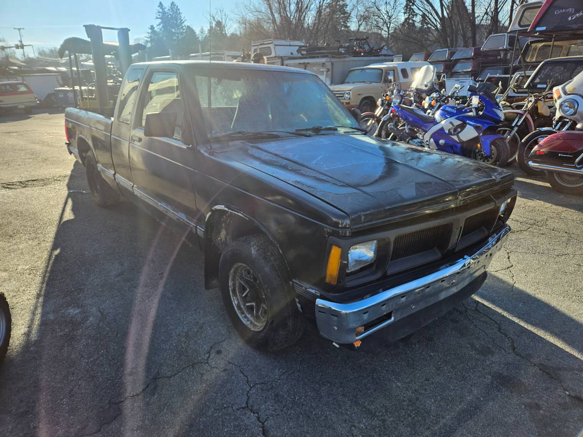 Chevrolet-s-10-pickup-1993-black-1