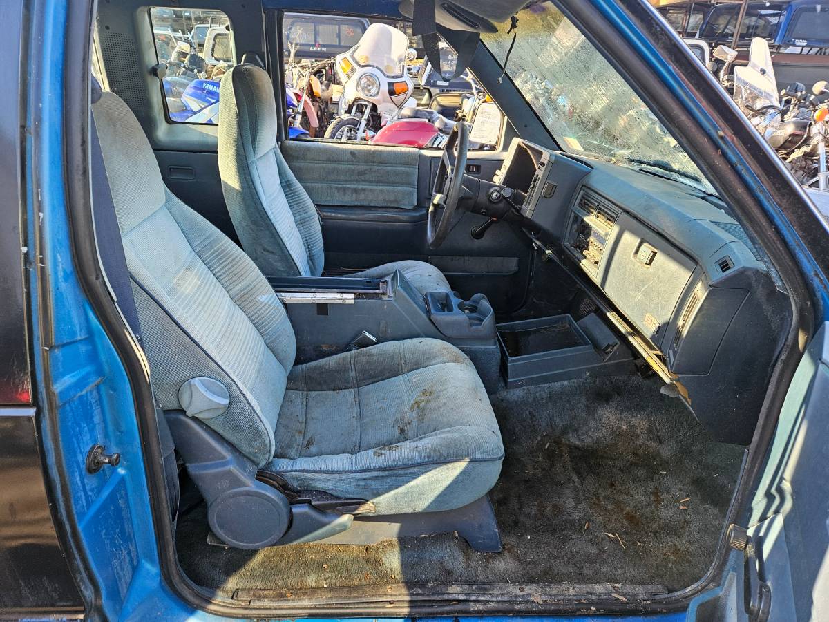 Chevrolet-s-10-pickup-1993-black-7