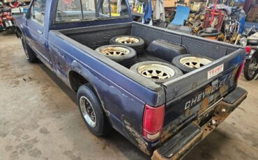 Chevrolet-s-10-pickup-small-conventional-cab-1987-blue-3