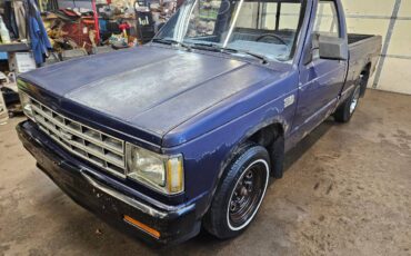 Chevrolet-s-10-pickup-small-conventional-cab-1987-blue