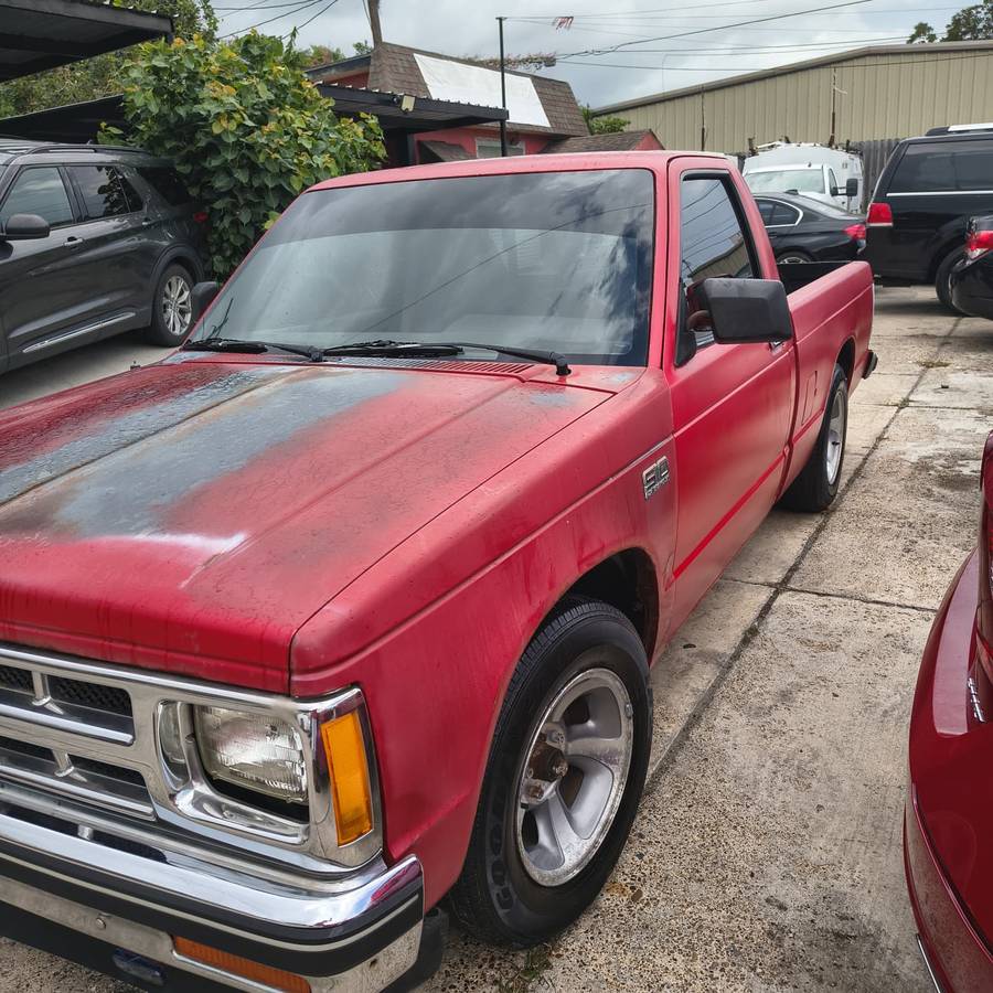 Chevrolet-s10-1988-red