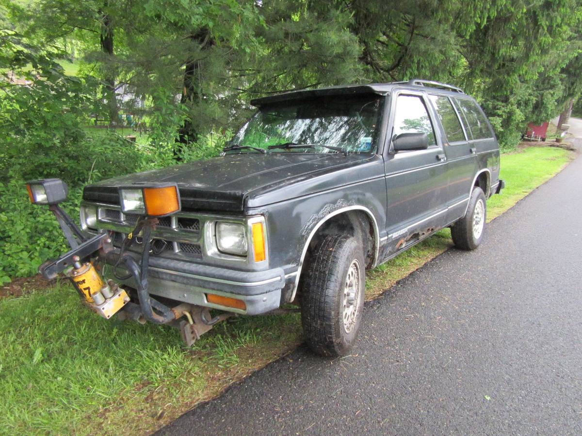 Chevrolet-s10-blazer-1994-black