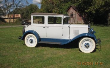 Chevrolet-sedan-1929-blue-15