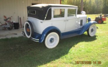 Chevrolet-sedan-1929-blue-2