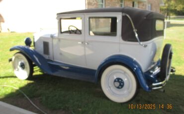 Chevrolet-sedan-1929-blue-5