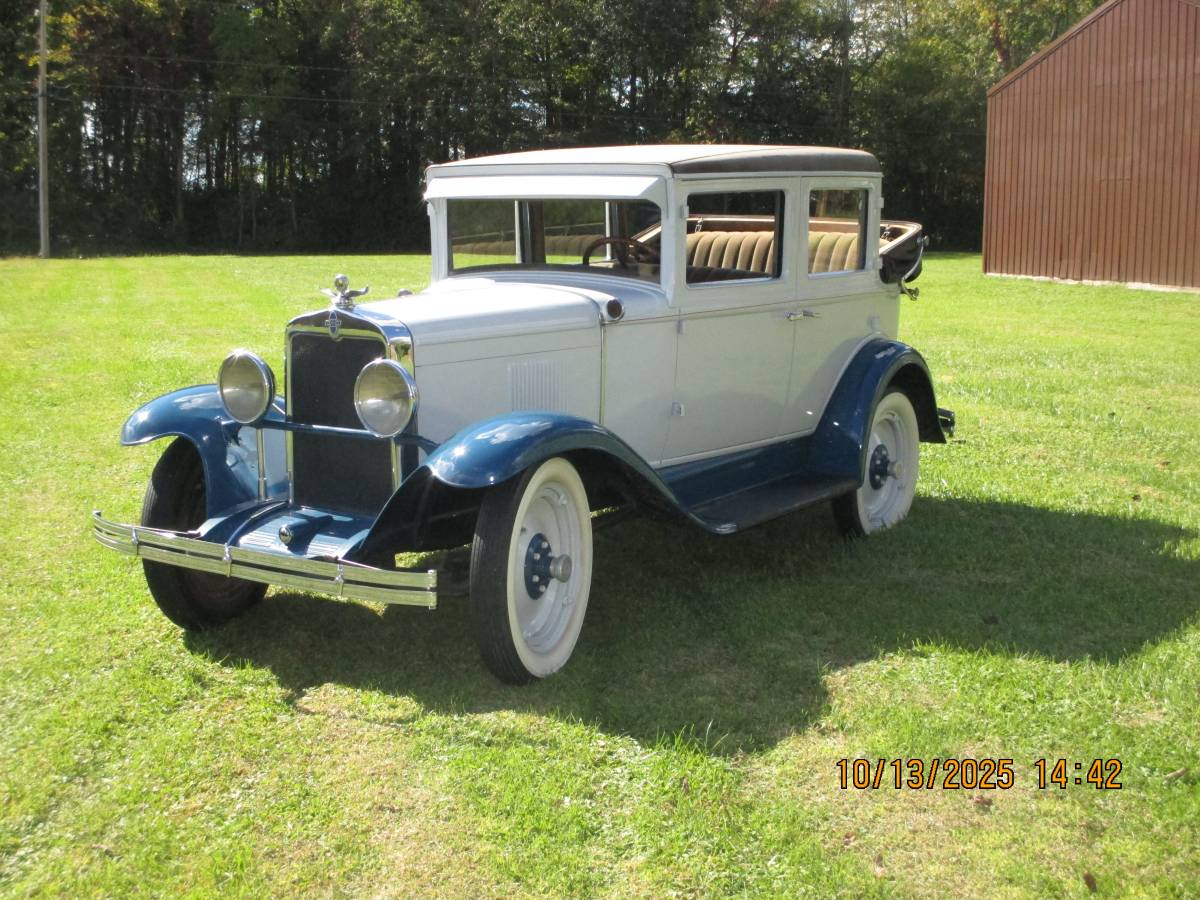 Chevrolet-sedan-1929-blue-9