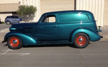 Chevrolet-sedan-delivery-1937-custom-3