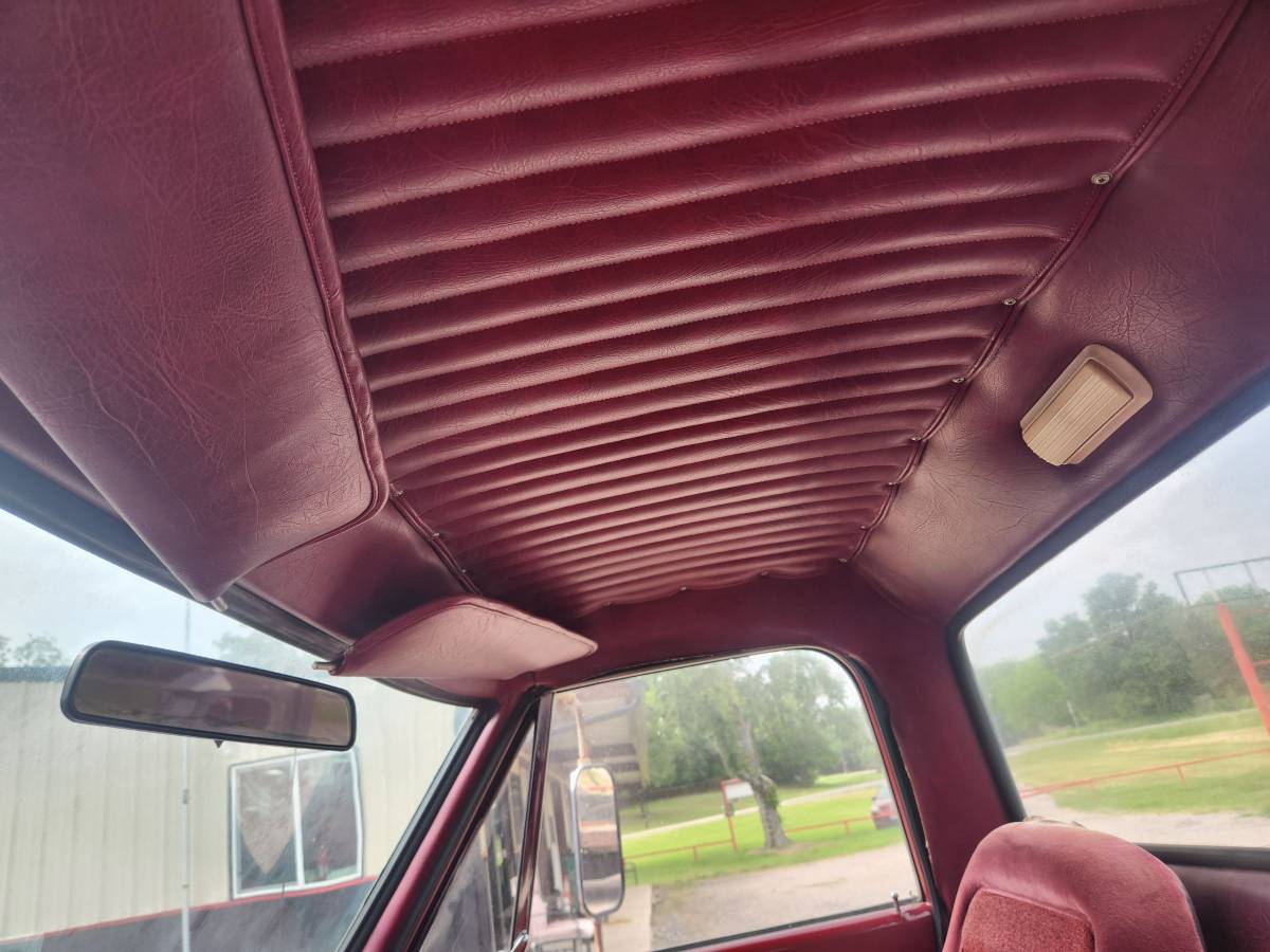 Chevrolet-silverado-1500-1968-red-14
