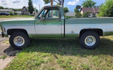 Chevrolet-silverado-1500-1975-green-1