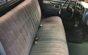 Chevrolet-silverado-1500-1985-blue-15