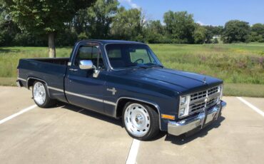 Chevrolet-silverado-1500-1985-blue