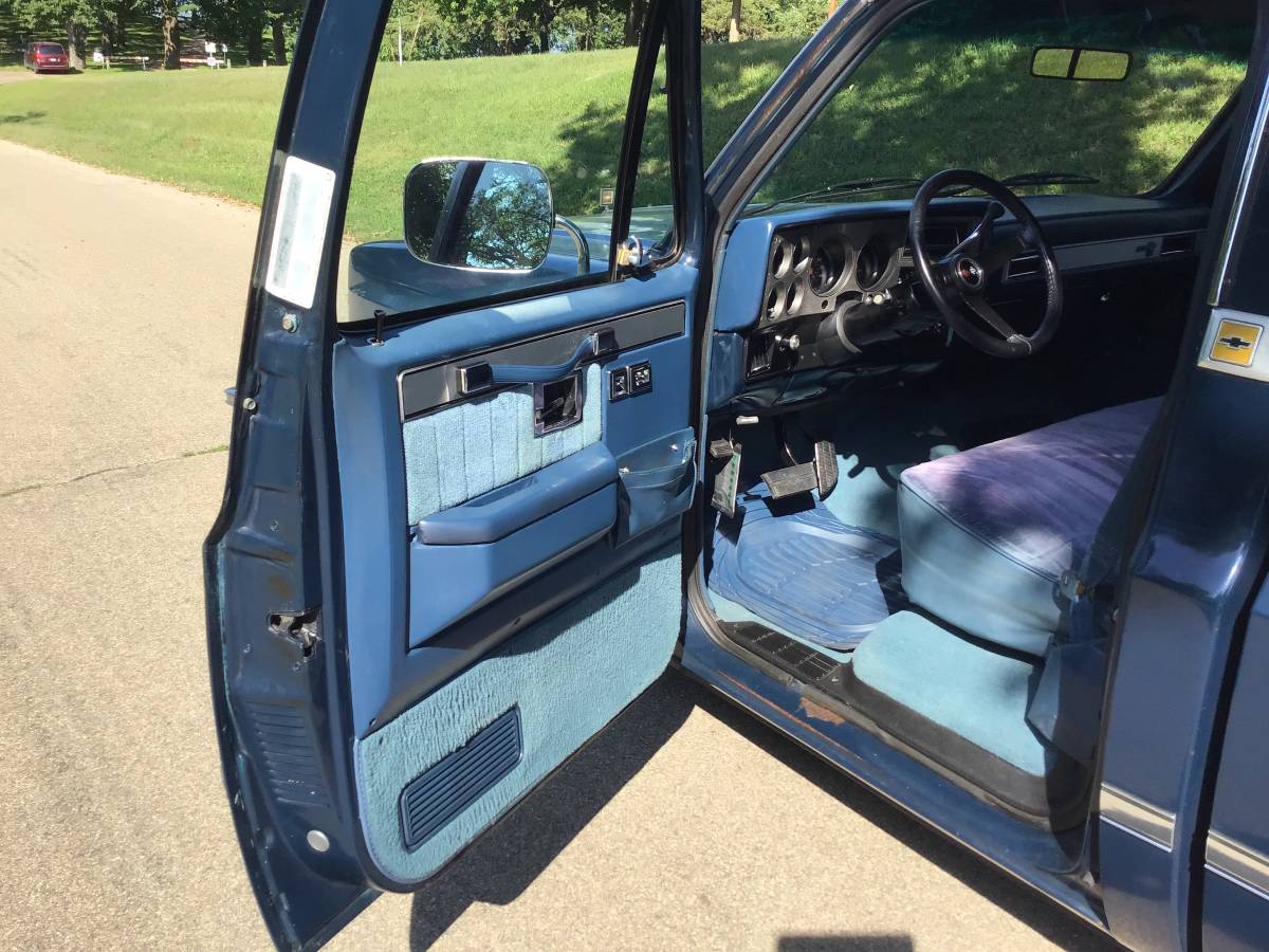 Chevrolet-silverado-1500-1985-blue-6
