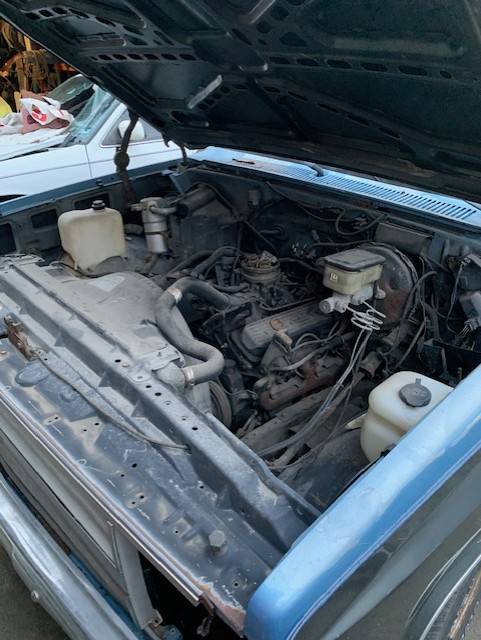 Chevrolet-silverado-1500-1987-blue-17