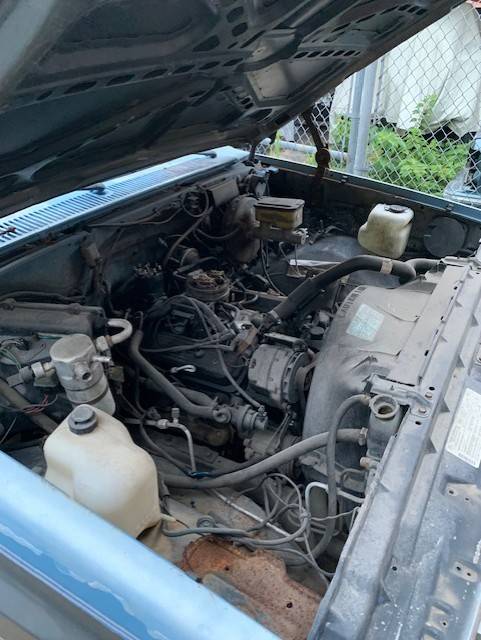 Chevrolet-silverado-1500-1987-blue-18