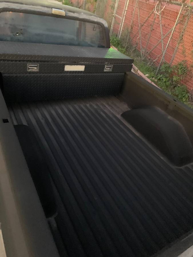 Chevrolet-silverado-1500-1987-blue-9