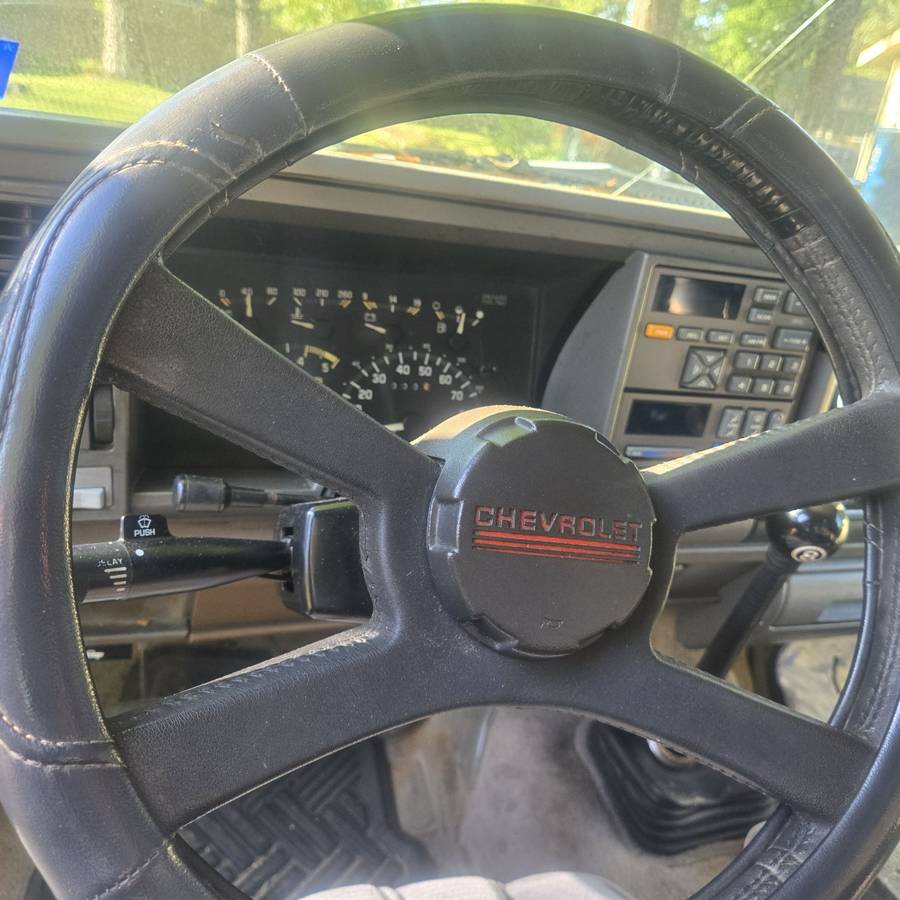 Chevrolet-silverado-1500-1994-grey-2