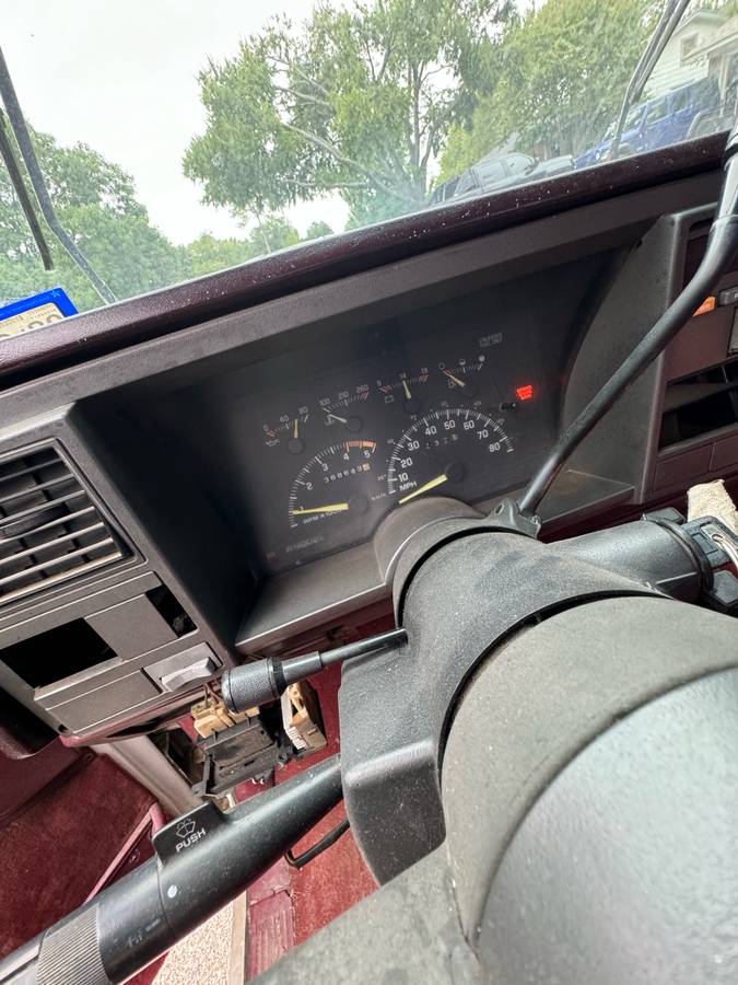 Chevrolet-silverado-1500-1994-white-9