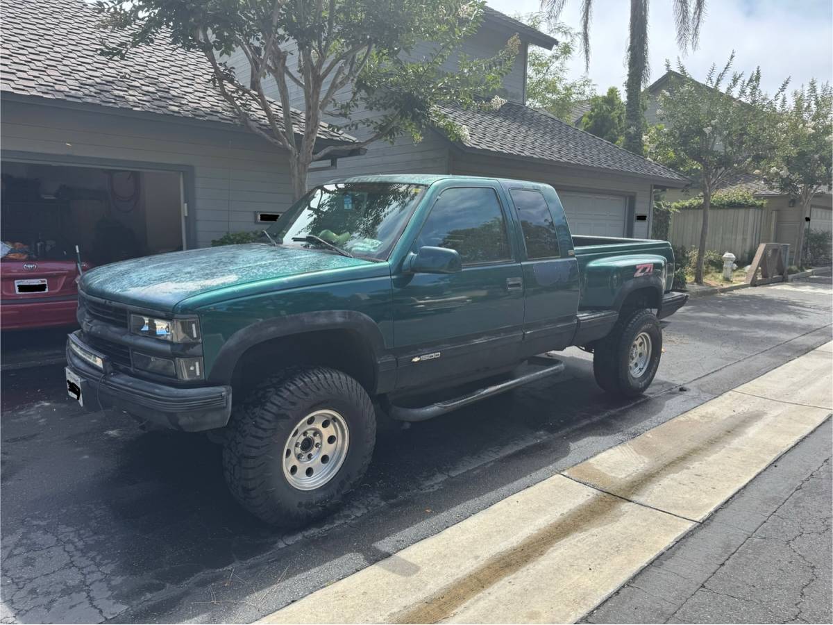 Chevrolet-silverado-1500-1995-green