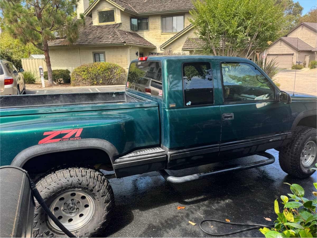 Chevrolet-silverado-1500-1995-green-3