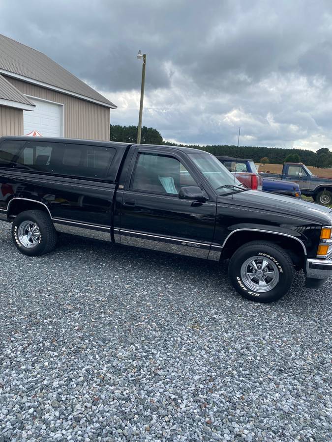 Chevrolet-silverado-1500-1996-black-2