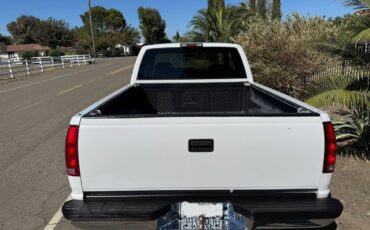Chevrolet-silverado-1500-1996-white-8