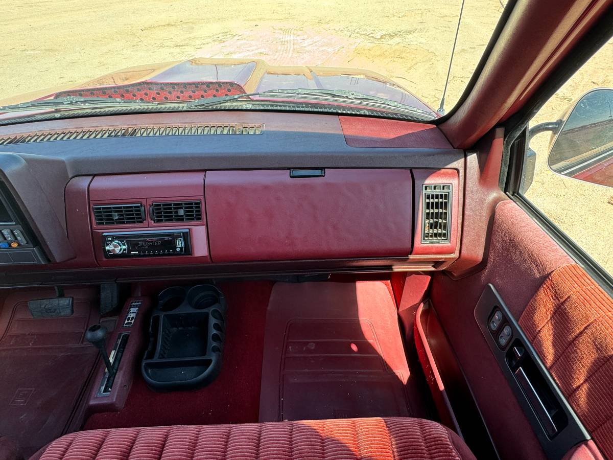 Chevrolet-silverado-1500-extended-cab-1990-red-16