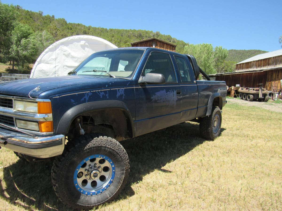 Chevrolet-silverado-1500-gmc-1994-blue-3