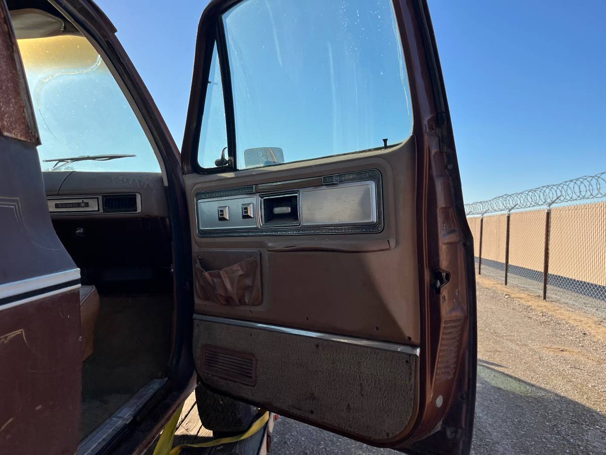 Chevrolet-silverado-1980-4