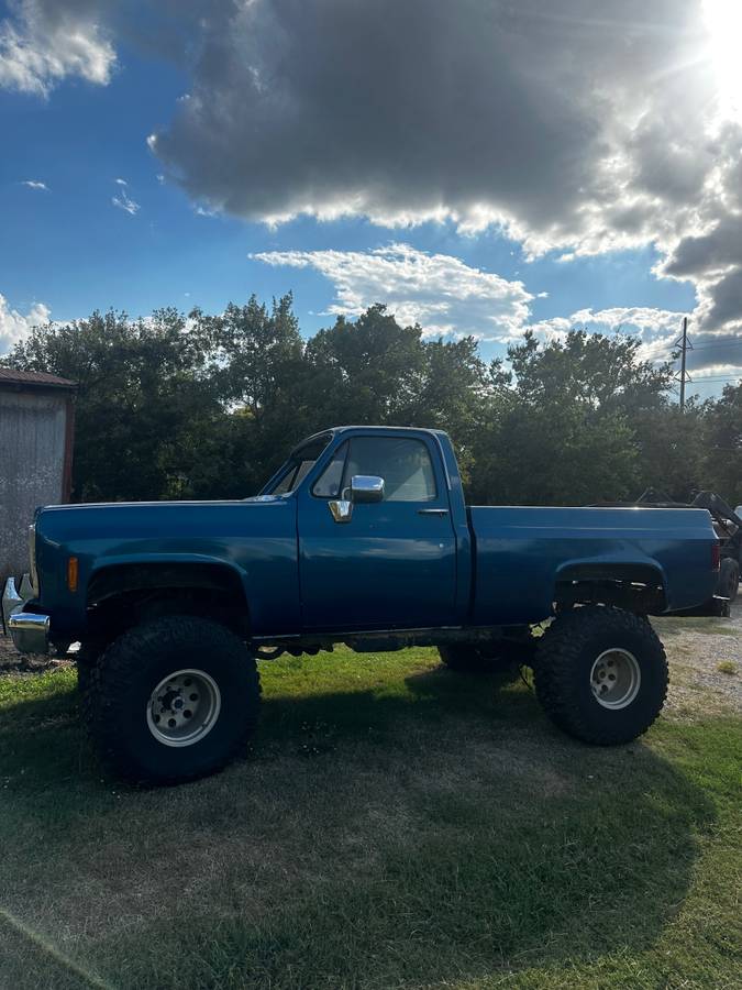 Chevrolet-silverado-1980-blue-1