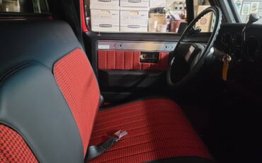Chevrolet-silverado-1982-red