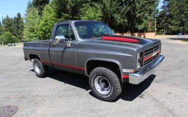 Chevrolet-silverado-1986-grey