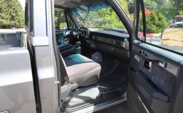 Chevrolet-silverado-1986-grey-4