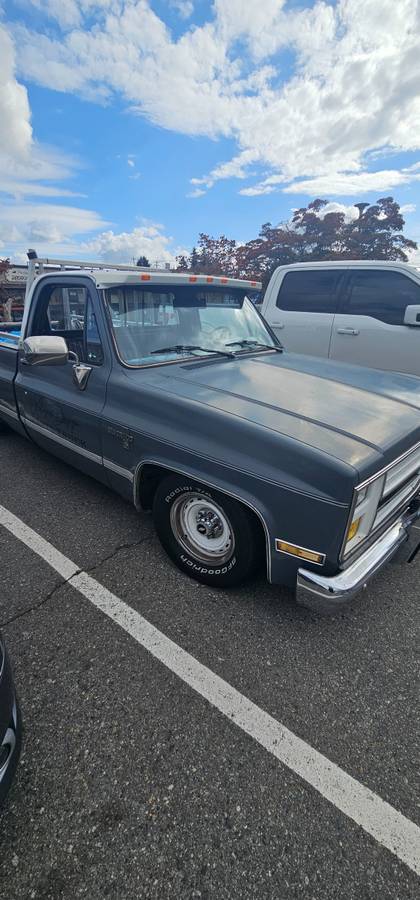 Chevrolet-silverado-1986-grey-5