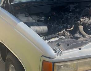 Chevrolet-silverado-1988-grey-5