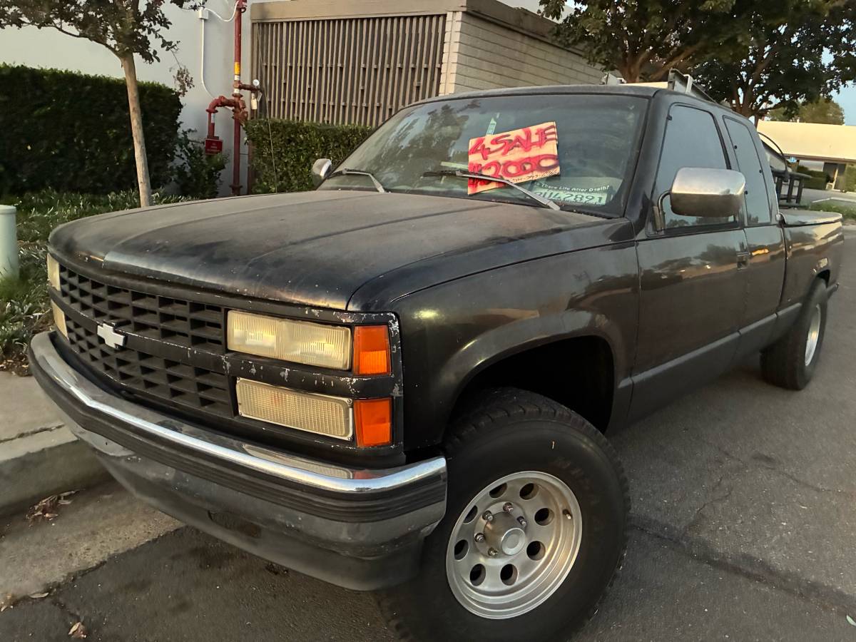 Chevrolet-silverado-1993-black-1