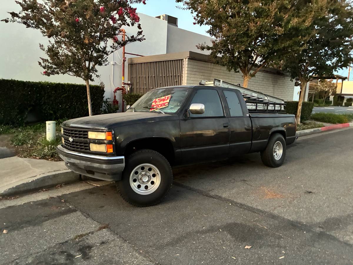 Chevrolet-silverado-1993-black