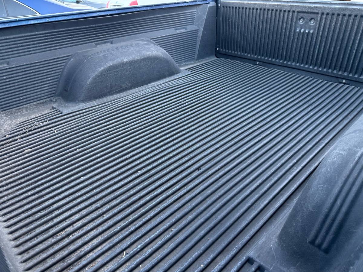 Chevrolet-silverado-1995-blue-13